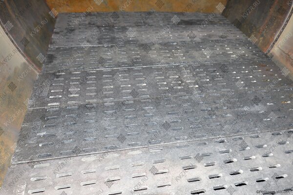 Колосниковая топка парогенератора на угле 500 кг 130 С